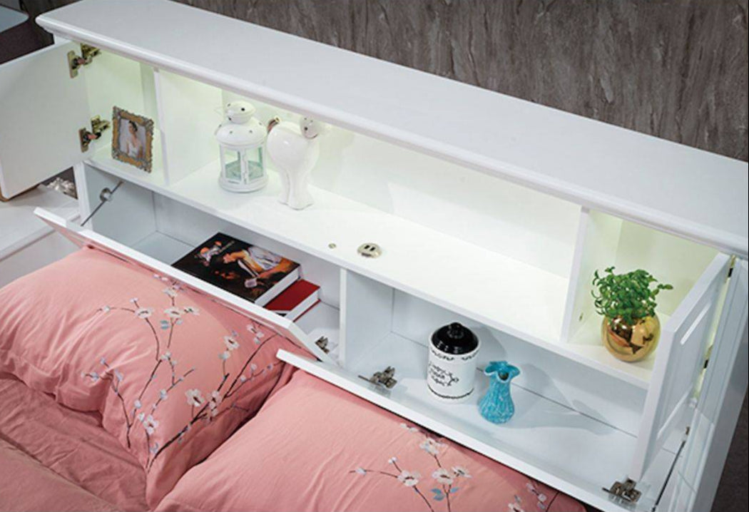 Da vinci bed with LED lights in headboard and bed with book shelf